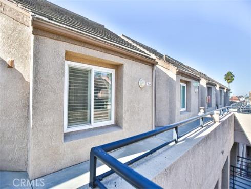 1200  Pacific Coast  423 , Huntington Beach, CA