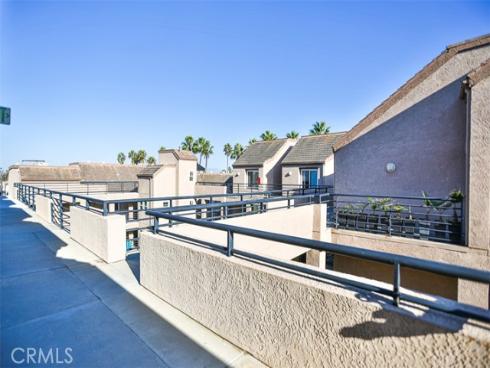 1200  Pacific Coast  423 , Huntington Beach, CA