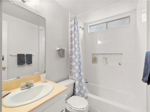 9412  Hingham  , Huntington Beach, CA