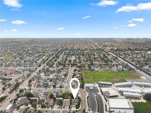 9412  Hingham  , Huntington Beach, CA