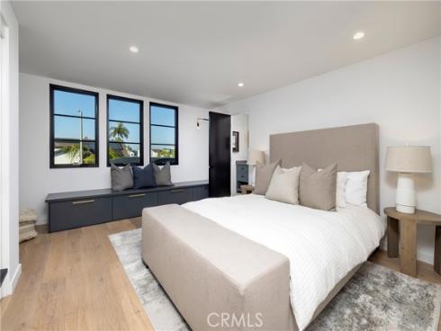 4072  Humboldt  , Huntington Beach, CA