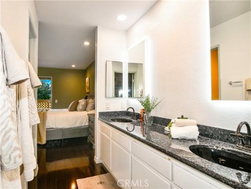 16551 Grunion Lane 204 , Huntington Beach, CA