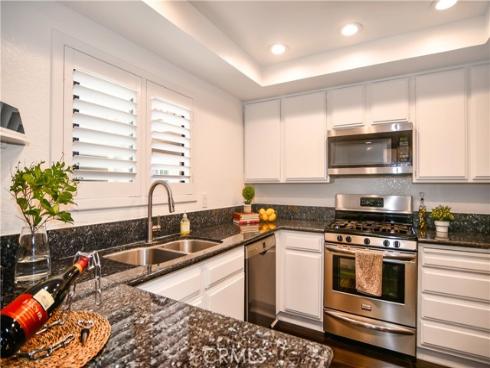 16551 Grunion Lane 204 , Huntington Beach, CA