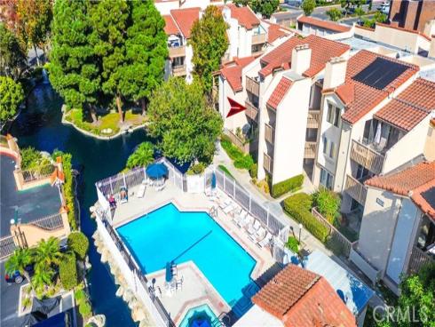 16551 Grunion Lane 204 , Huntington Beach, CA
