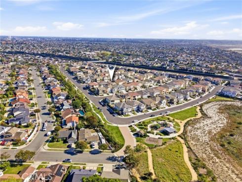 17301  Juniper   Lane, Huntington Beach, CA