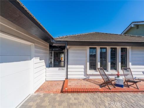 20582  Queens Park  , Huntington Beach, CA
