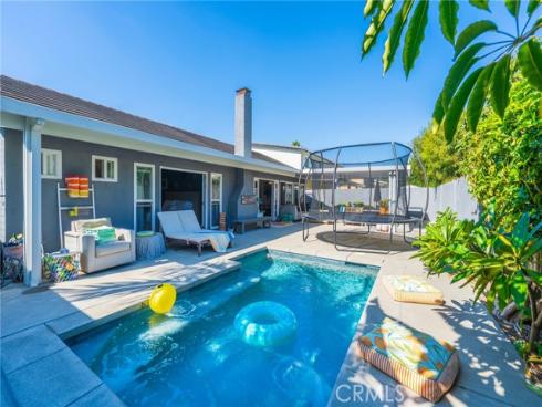 20582  Queens Park  , Huntington Beach, CA