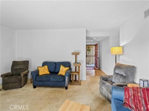 6112  Tyndall  , Huntington Beach, CA