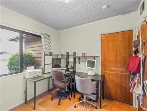 6112  Tyndall  , Huntington Beach, CA