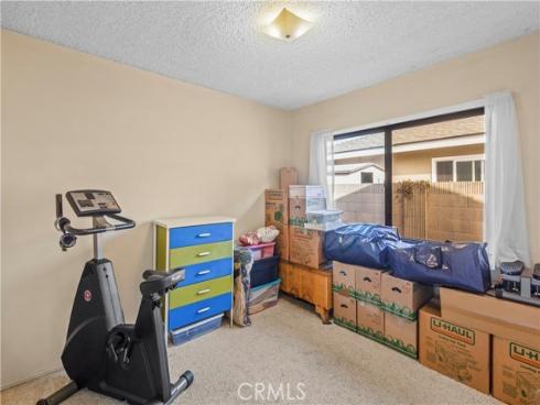 6112  Tyndall  , Huntington Beach, CA