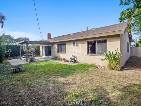 6112  Tyndall  , Huntington Beach, CA