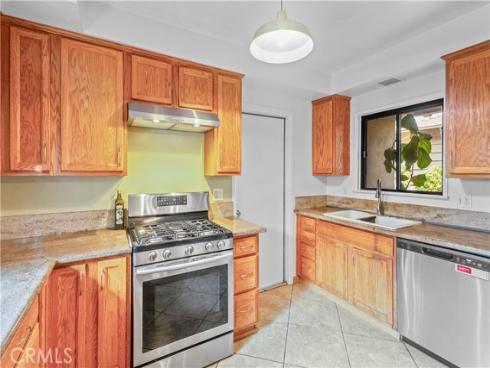 6112  Tyndall  , Huntington Beach, CA