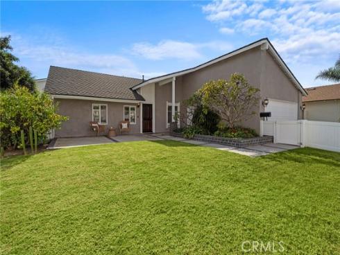 10092  Dana   Drive, Huntington Beach, CA