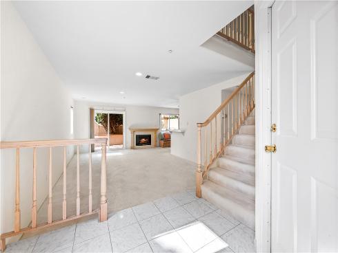 18871  Kithira   Circle, Huntington Beach, CA