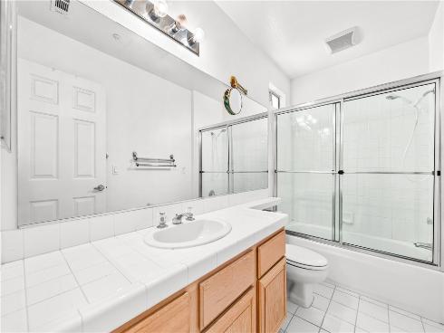 18871  Kithira   Circle, Huntington Beach, CA