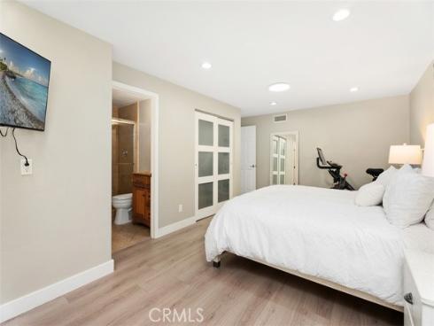 19502  Ranch Lane  112 , Huntington Beach, CA