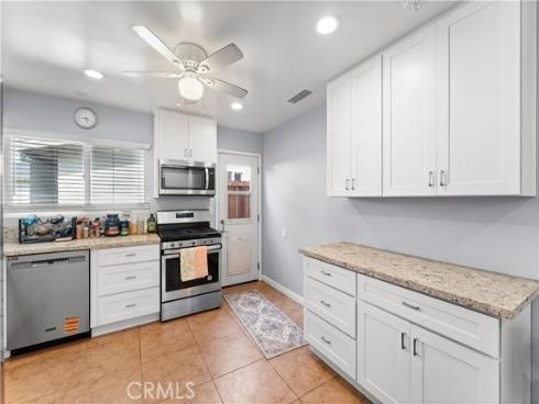 16582  Lucia   Lane, Huntington Beach, CA