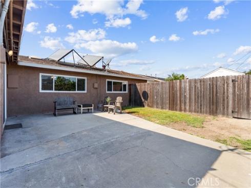 16582  Lucia   Lane, Huntington Beach, CA