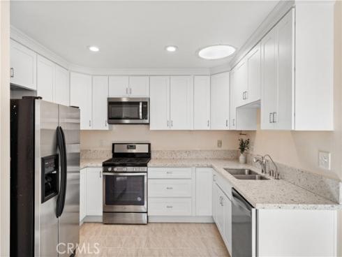 16582  Lucia   Lane, Huntington Beach, CA