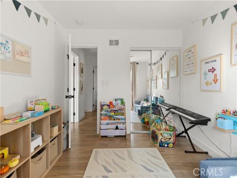 6082  Royalist  , Huntington Beach, CA