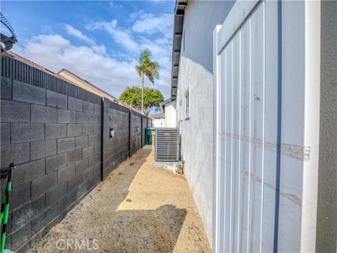 6082  Royalist  , Huntington Beach, CA