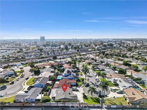 16502  Loire  , Huntington Beach, CA