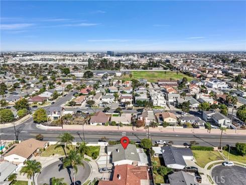 16502  Loire  , Huntington Beach, CA