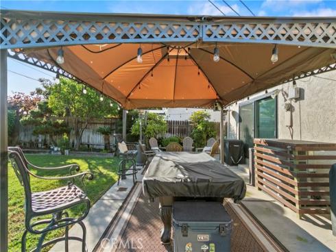 8572  Arnett  , Huntington Beach, CA