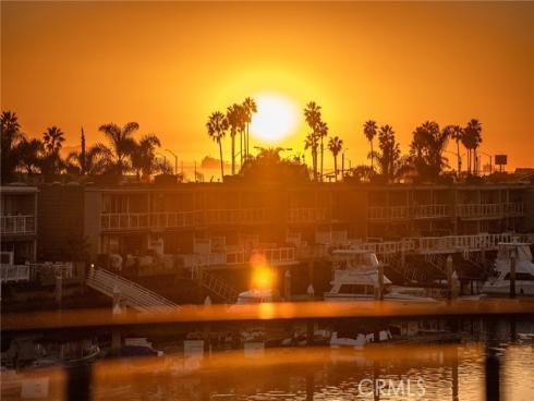 17007  Edgewater  , Huntington Beach, CA