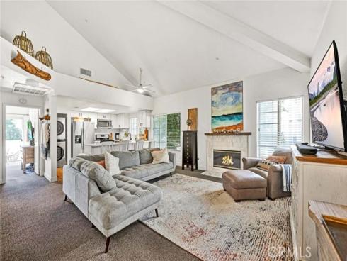 4561  Warner  201 , Huntington Beach, CA