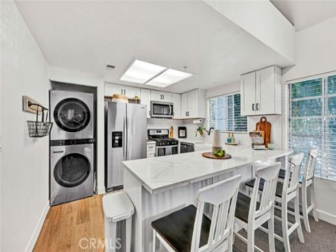 4561  Warner  201 , Huntington Beach, CA