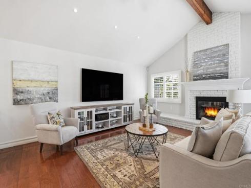 17821  Quintana   Lane, Huntington Beach, CA