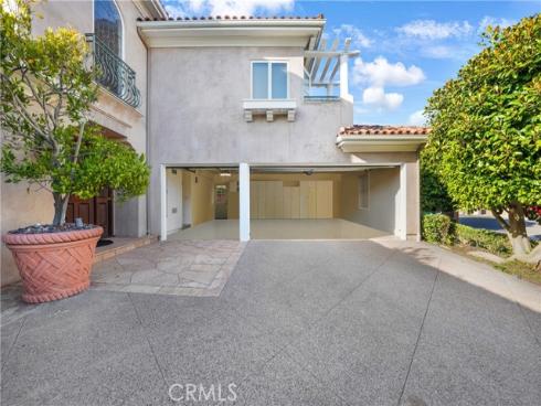 16351  Spartan   Circle, Huntington Beach, CA