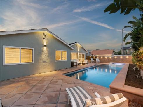 20392  Drew   Circle, Huntington Beach, CA