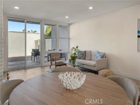 4001  Warner  , Huntington Beach, CA