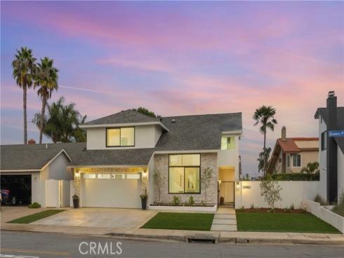 20942  Queens Park  , Huntington Beach, CA