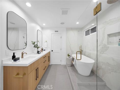 20942  Queens Park  , Huntington Beach, CA