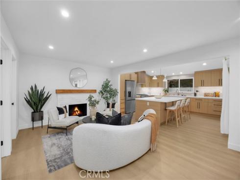 20942  Queens Park  , Huntington Beach, CA