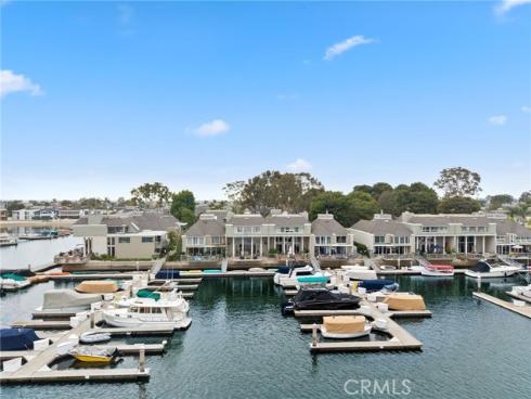 16449  Wimbledon   Lane, Huntington Beach, CA