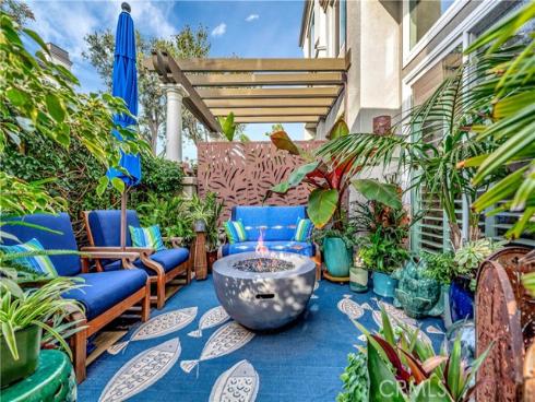 6251  Surfpoint Cir  , Huntington Beach, CA