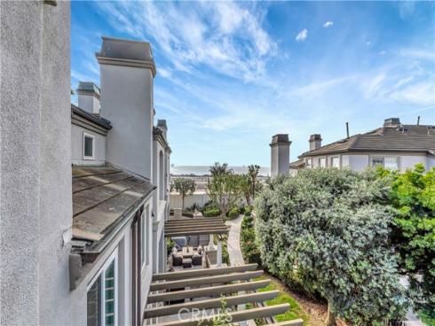 6251  Surfpoint Cir  , Huntington Beach, CA