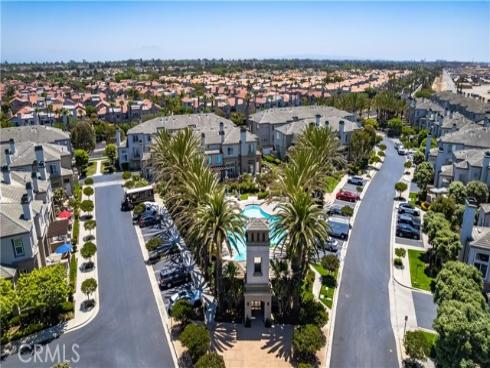 6251  Surfpoint Cir  , Huntington Beach, CA