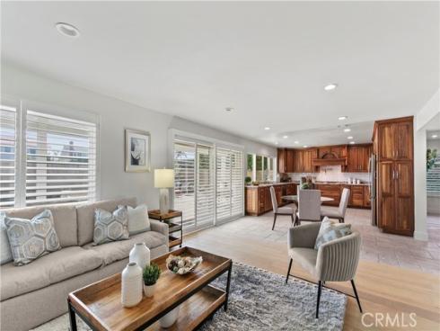 8542  Bayonne  , Huntington Beach, CA