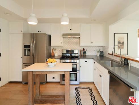 215  Portland   Avenue, Huntington Beach, CA