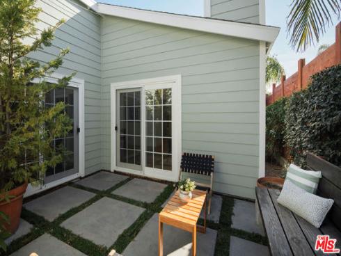 215  Portland   Avenue, Huntington Beach, CA