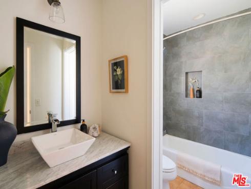 215  Portland   Avenue, Huntington Beach, CA