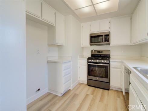 8855  Sutter  520A  Circle, Huntington Beach, CA