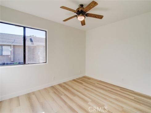 8855  Sutter  520A  Circle, Huntington Beach, CA