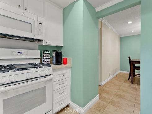 8877  Lauderdale  212B  Court, Huntington Beach, CA