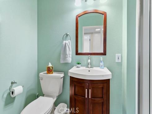 8877  Lauderdale  212B  Court, Huntington Beach, CA